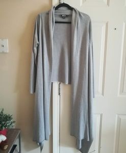 DKNY sweater with long flowy front 👾🧜‍♀️